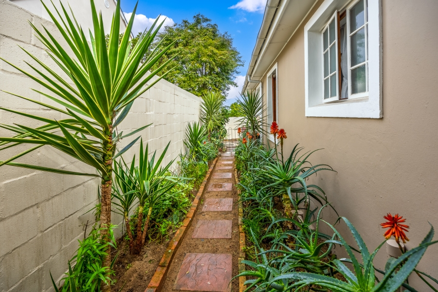 4 Bedroom Property for Sale in Zevendal Western Cape